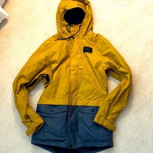 Oakley ski snowboard jacket. Men’s medium